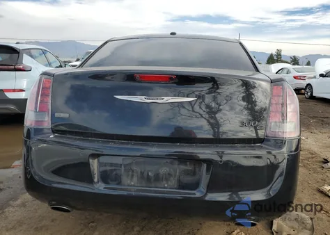 2013 Chrysler 300C John Varvatos Limited Edition z USA, uszkodzony, nr VIN 2C3CCADG2DH727695